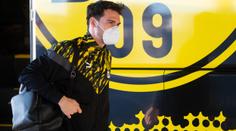 Chudák! Dortmund nechal Hummelse v Kolíně, v buse nikomu nechyběl