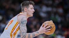 Krejčí v zámoří dál válí. Nasázel 7 trojek, v jedné ze statistik skoro vládne NBA
