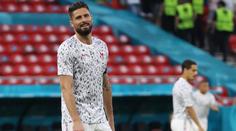 První velký odchod z Chelsea, Giroud má namířeno za Zlatanem