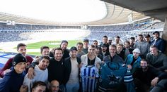 Klobásy a fotbal. Hokejisté San Jose si užili neděli v Berlíně