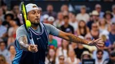 Kyrgios si zatančil na kurtu. Potřebuju zázrak, řekl po comebacku