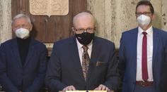 Válek představil odborný tým, který pomůže zvládat epidemii. Přirovnal ho ke Kochovu institutu