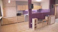 Ceny nemovitostí strmě klesají. Ekonomové radí, kdy koupit byt či dům
