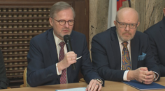 Zdravotní péče omezená nebude. Lékaři s Válkem podepsali klíčovou dohodu