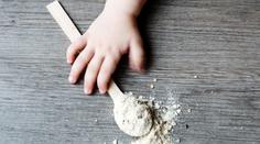 Za výprask dcery se žena ocitla u soudu. "Praskly mi nervy," uvedla