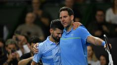 Legendy skončily v slzách. Del Potro ukončil kariéru exhibicí s Djokovičem