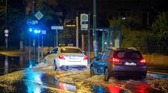 Německo bičují silné bouře! Do dívky (12) udeřil blesk, pak ji přejelo auto