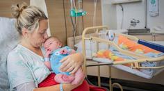 Ve Zlíně přišlo na svět miminko s rekordní váhou. Má přes pět kilo