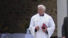 Kněz odsouzený za obtěžování dětí do vězení nepůjde! Zemřel