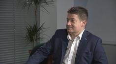 Vím, jak postupovat při jednání o vedení Prahy, řekl Nacher v pořadu Napřímo