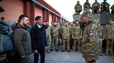 Dejte nám křídla. Zelenskyj oroduje v Evropě za dodání letadel