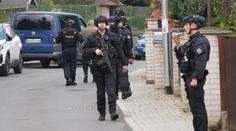 Po 13letém chlapci měl střílet senior ze vzduchovky. Muže stíhají na svobodě