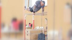 Silák z Aruby překonal rekord na bradlech. V puse udržel přes 90 kilogramů