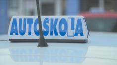 Autoškoly výrazně zdražují. Uchazeči mnohdy zaplatí i desítky tisíc korun