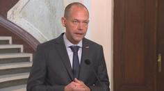 Ministr Kulhánek si stěžuje u soudu: Karlovarský kraj má čtyři poslance, přepočet byl možná chybný