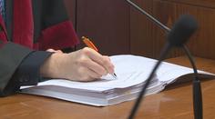 Soud poslal do vazby muže a ženu. Měli napadnout a okrást dva lidi během pár hodin
