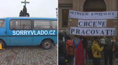 Protesty proti vládě: Zablokované budovy a auta na Karlově mostě