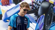 Nováček uspěl. Mladý Američan bude pokračovat ve Formuli 1