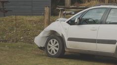 Prezidentův bodyguard způsobil nehodu. Služební auto měl řídit opilý po zabíjačce