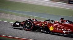 Ferrari ovládlo úvodní Velkou cenu F1, Verstappen závod nedojel