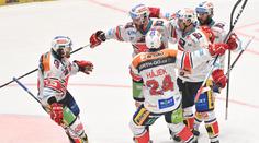 Pardubice srovnaly finálovou sérii. Třinci nasázely šest gólů