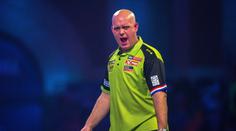 I mistr tesař se někdy utne. Van Gerwen předvedl šílenou minelu