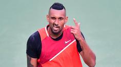 Kyrgios konfrontoval fanoušky pomocí slavného herce, pak zahodil raketu