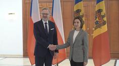 Fiala chce zakázky pro české firmy. Sešel se s moldavskou prezidentkou
