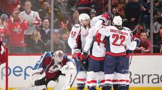 Washington dál válcuje soupeře a pojistil si vedení v NHL