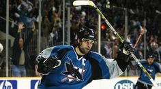 K Hertlovi se do San Jose vrací legenda, Marleau chce zlomit rekord 