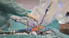 Roboti jako pomocníci lékařů. Chirurgický systém využívá i nemocnice ve Zlíně