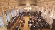Poslanci kývli na prodloužení nouzového stavu do 20. listopadu