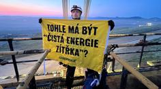 Aktivisté zastavili těžbu v lomu Bílina, protestovali proti jejímu rozšíření