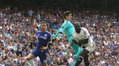 Červená a penalta? Tenhle faul Courtoise stál Chelsea body
