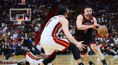 NBA zná poslední účastníky play-off. Šestinásobní šampioni jsou z kola venku