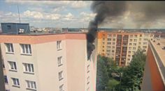 Při požáru ostravského paneláku se zranila dívka. Policie evakuovala 25 lidí
