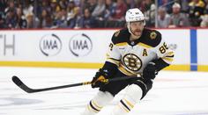 Pastrňák byl u dvou gólů Bostonu, v NHL bodovali i další tři Češi