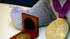 Náhoda? Ruští dopingoví hříšníci hromadně poztráceli medaile