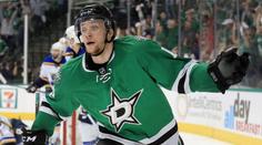 Úsměv, odhodlání a hokejové IQ. Český mladík udivuje NHL!