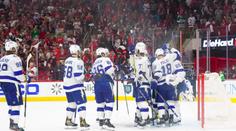 Obhájci Stanley Cupu postupují dál, důležitou výhru mají i Vegas