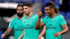 Real Madrid využil zaváhání Barcy, po výhře jde do čela LaLigy