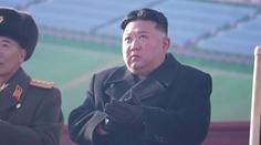Kim Čong-un zahájil výstavbu nových domů. Ceremoniál odstartoval explozí