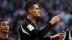 Schick je v ráži. Jeho další gól pomohl Leverkusenu k remíze ve šlágru