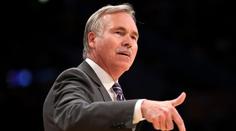 Sixers jsou bez kouče! V Chicagu rozhodovalo až 4. prodloužení