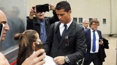 Dostala víc, než čekala! Dívka po setkání s CR7 propadla hysterii