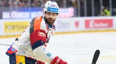 Těžká rána pro hokejové Pardubice. Nejlepší střelec má po sezóně