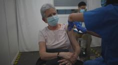 Společnost Pfizer požádala USA o povolení aplikovat čtvrtou dávku