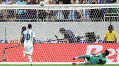 Messi nedal ve čtvrtfinále penaltu. Argentina jde i tak mezi nejlepší čtyřku