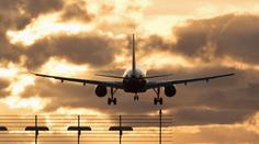 Hrozí krize obřích rozměrů. První aerolinky už začínají rušit lety