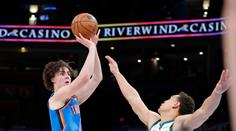 Rekord v NBA. Giddey dosáhl jako nejmladší hráč v historii na triple double